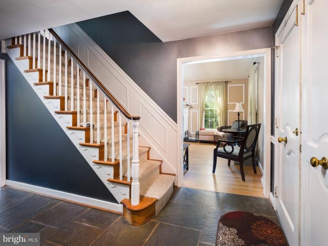 305 CONTINENTAL DR, Paoli, PA 19301