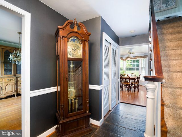 305 CONTINENTAL DR, Paoli, PA 19301