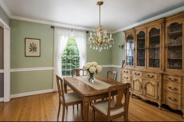 305 CONTINENTAL DR, Paoli, PA 19301
