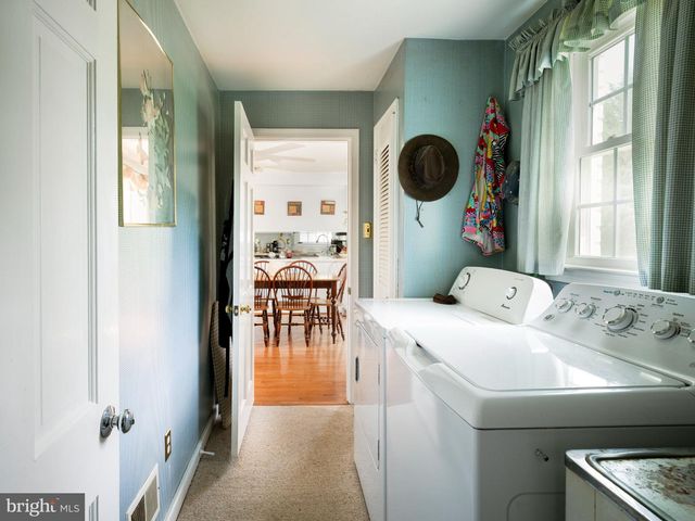 305 CONTINENTAL DR, Paoli, PA 19301