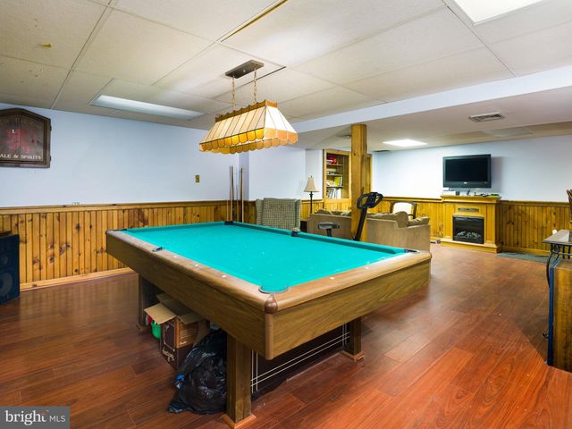 305 CONTINENTAL DR, Paoli, PA 19301