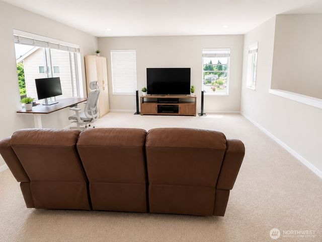 9506 S 235th Place, Kent, WA 98031
