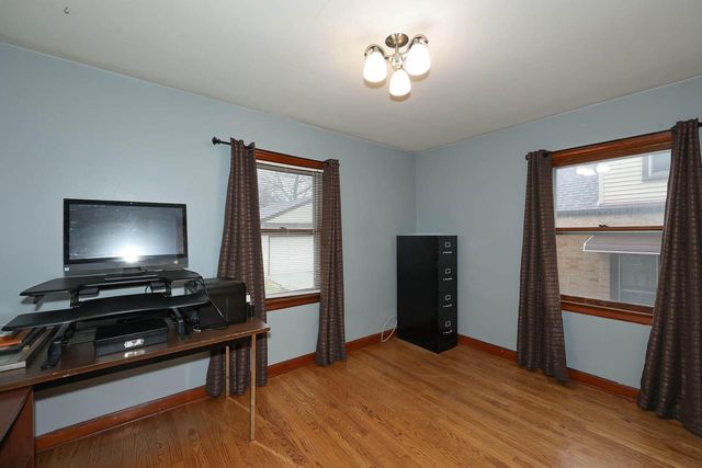 447 E Waterford AVENUE, Milwaukee, WI 53207