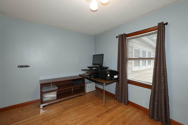 447 E Waterford AVENUE, Milwaukee, WI 53207