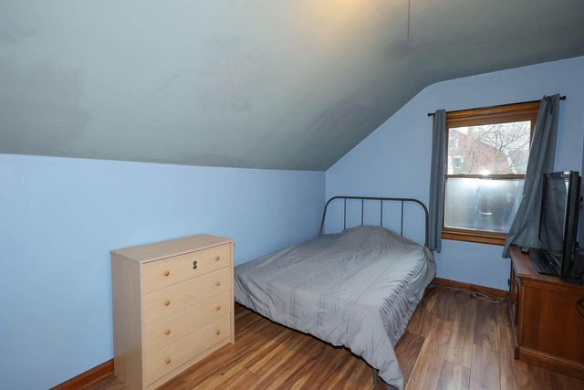 447 E Waterford AVENUE, Milwaukee, WI 53207