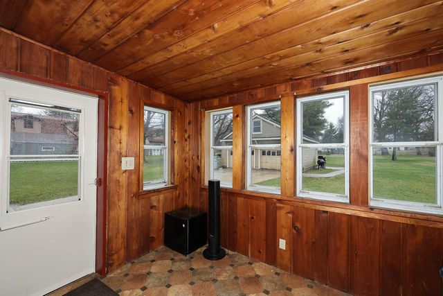 447 E Waterford AVENUE, Milwaukee, WI 53207