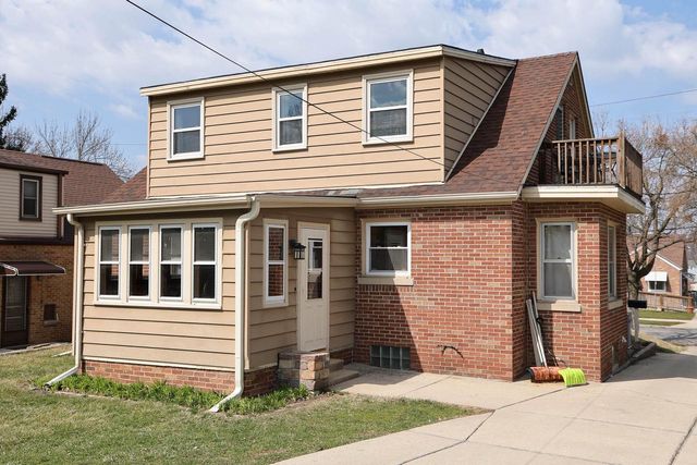 447 E Waterford AVENUE, Milwaukee, WI 53207