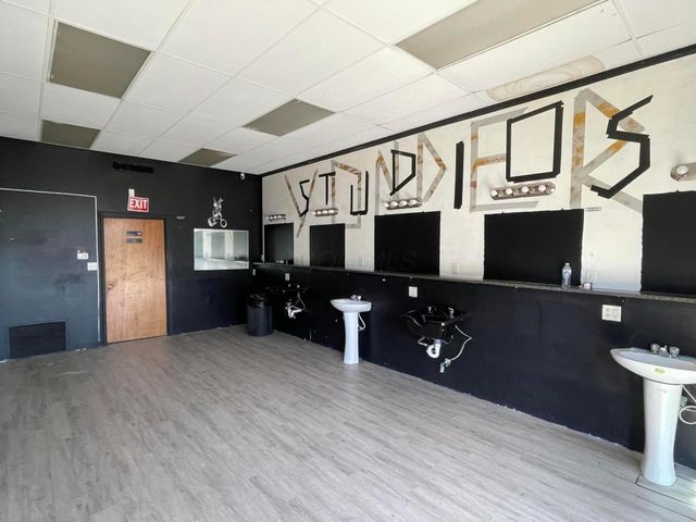 4994 Lindora Drive, Columbus, OH 43232