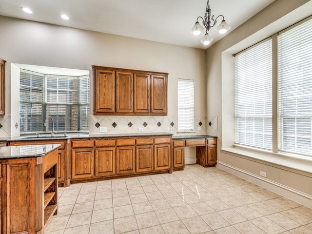 2328 Harrisburg Lane, Plano, TX 75025