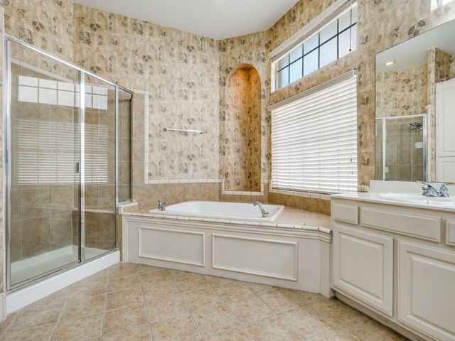 2328 Harrisburg Lane, Plano, TX 75025