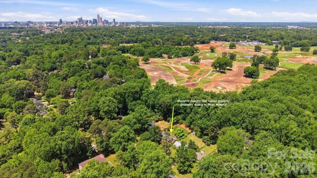 2431 Arnold Drive, Charlotte, NC 28205