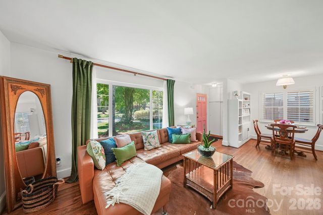 2431 Arnold Drive, Charlotte, NC 28205