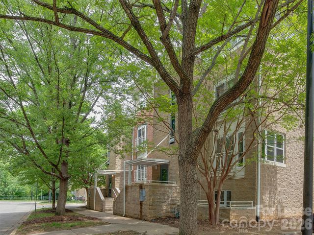 3729 Picasso Court, Charlotte, NC 28205