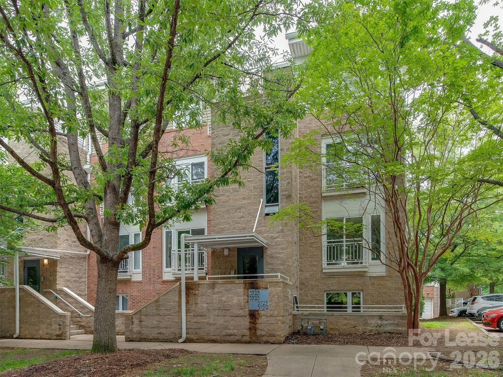 3729 Picasso Court, Charlotte, NC 28205
