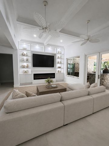 10114 HUNT CLUB Lane, Palm Beach Gardens, FL 33418
