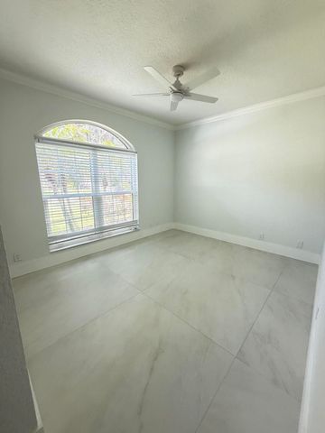 10114 HUNT CLUB Lane, Palm Beach Gardens, FL 33418