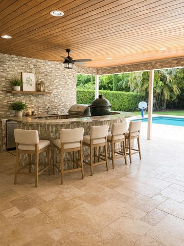 10114 HUNT CLUB Lane, Palm Beach Gardens, FL 33418
