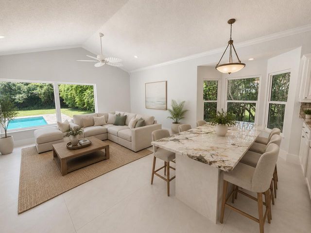 10114 HUNT CLUB Lane, Palm Beach Gardens, FL 33418