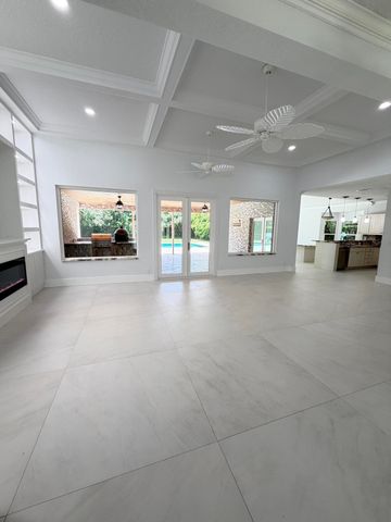 10114 HUNT CLUB Lane, Palm Beach Gardens, FL 33418
