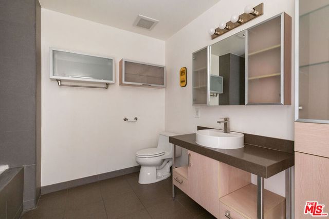 1234 Wilshire Boulevard 115, Los Angeles, CA 90017