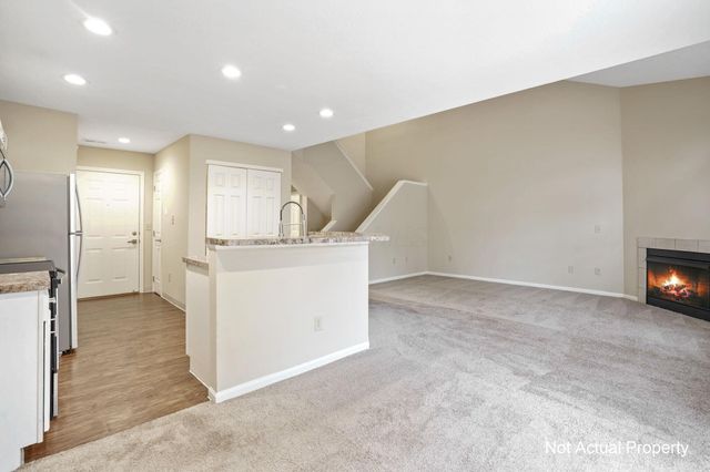 5002 Stratford Pine Lane, Dublin, OH 43016