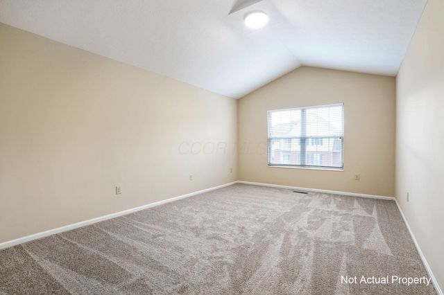 5002 Stratford Pine Lane, Dublin, OH 43016