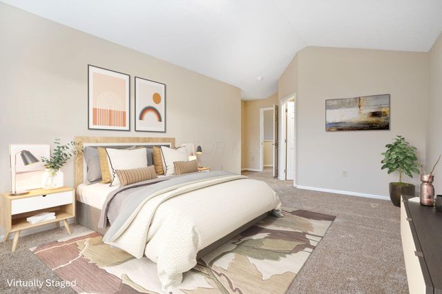 5002 Stratford Pine Lane, Dublin, OH 43016