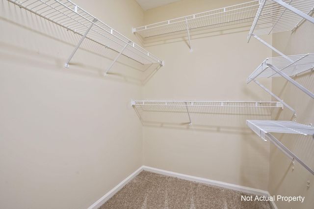 5002 Stratford Pine Lane, Dublin, OH 43016