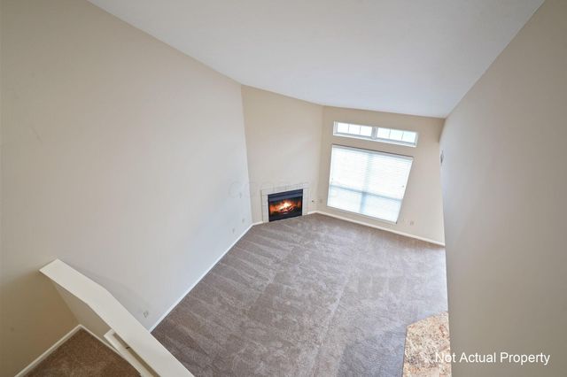 5002 Stratford Pine Lane, Dublin, OH 43016