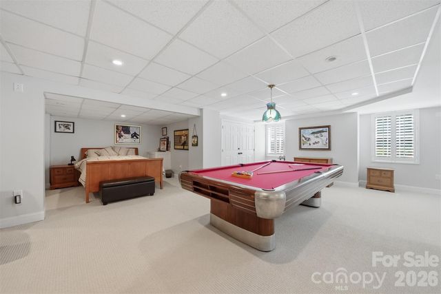 1013 14th Avenue Drive NW, Hickory, NC 28601