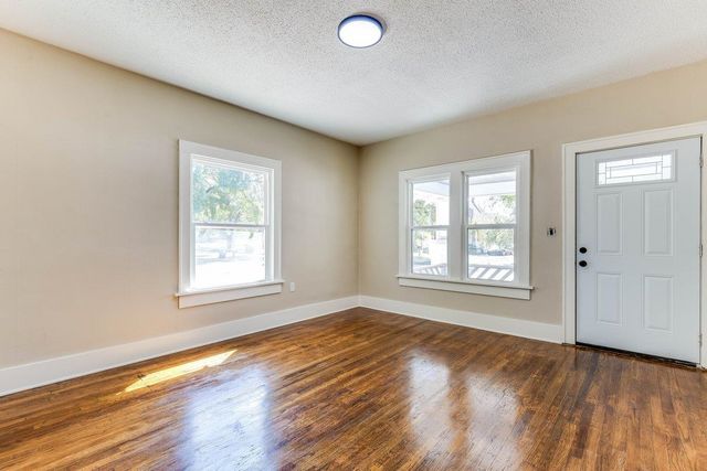 722 S Ida, Wichita, KS 67211