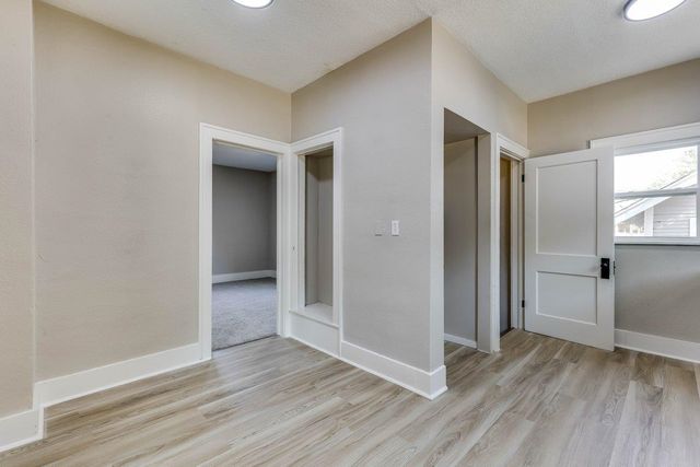 722 S Ida, Wichita, KS 67211