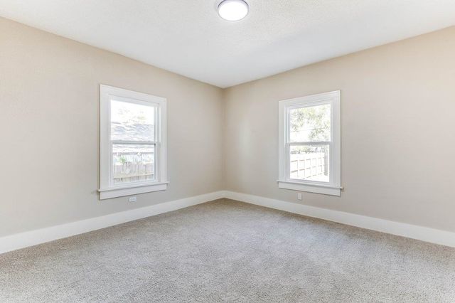 722 S Ida, Wichita, KS 67211