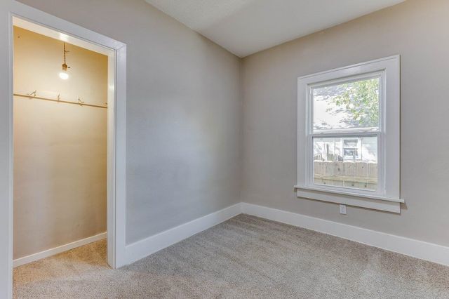 722 S Ida, Wichita, KS 67211