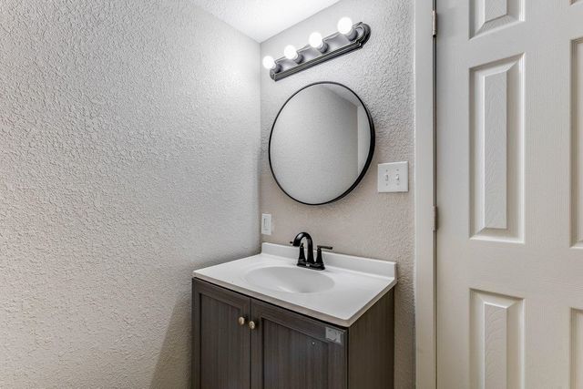 722 S Ida, Wichita, KS 67211