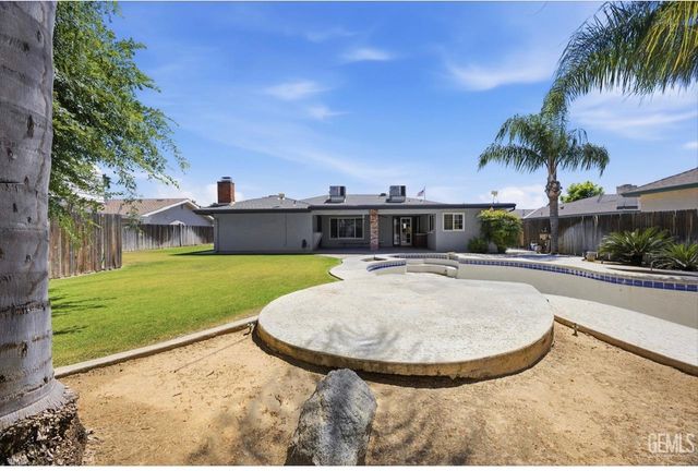 7312 Terry John Avenue, Bakersfield, CA 93308