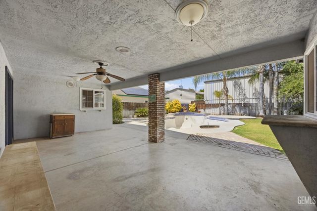 7312 Terry John Avenue, Bakersfield, CA 93308