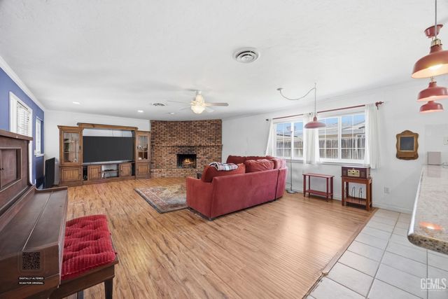 7312 Terry John Avenue, Bakersfield, CA 93308