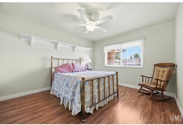 7312 Terry John Avenue, Bakersfield, CA 93308