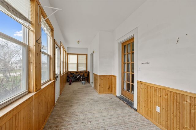 1990 8th Avenue, Marion, IA 52302