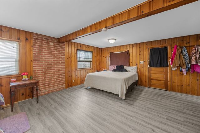 1990 8th Avenue, Marion, IA 52302