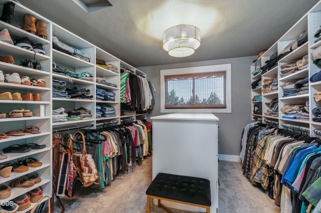 62215 Byram Court, Bend, OR 97701