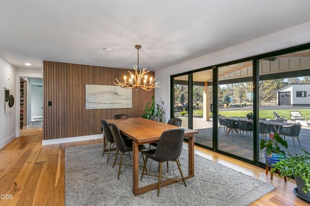 62215 Byram Court, Bend, OR 97701