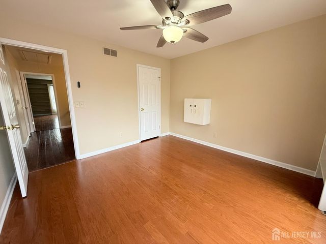 54 Holly Court, Edison, NJ 08820