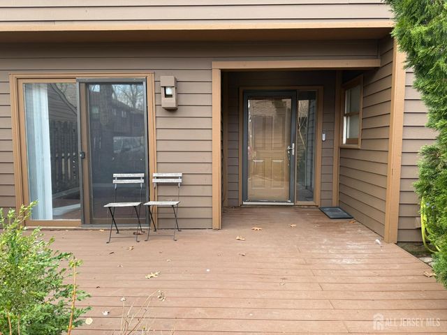 54 Holly Court, Edison, NJ 08820