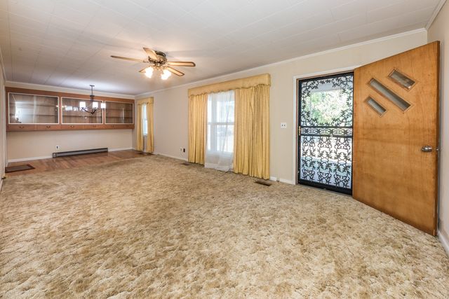 1318 Vise Loop, Decaturville, TN 38329