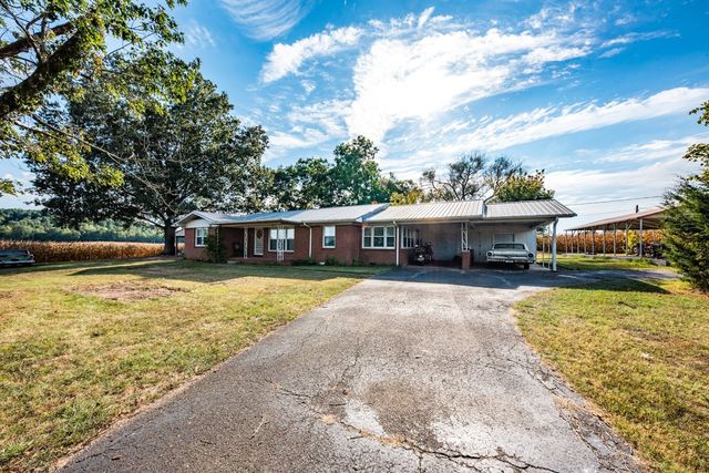 1318 Vise Loop, Decaturville, TN 38329