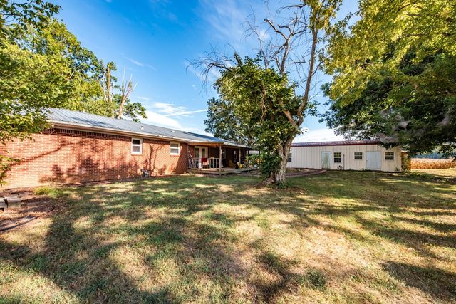 1318 Vise Loop, Decaturville, TN 38329