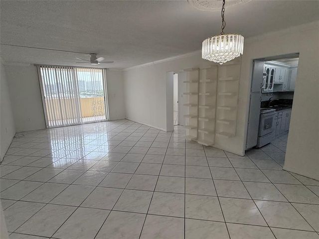 1833 S Ocean Drive 808, Hallandale Beach, FL 33009
