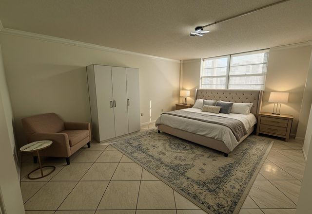 1833 S Ocean Drive 808, Hallandale Beach, FL 33009